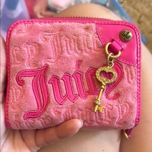 2000s- Juicy Couture Pink Wallet with Gold Key Charm